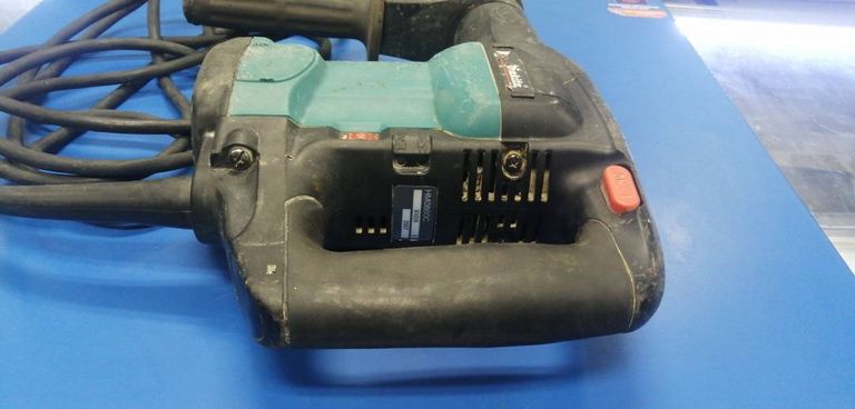 Makita hm0860c