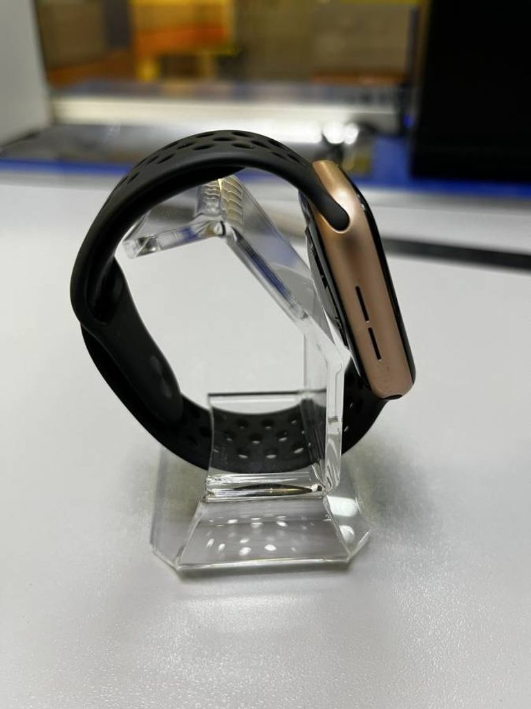 Apple watch series 5 44mm aluminum case