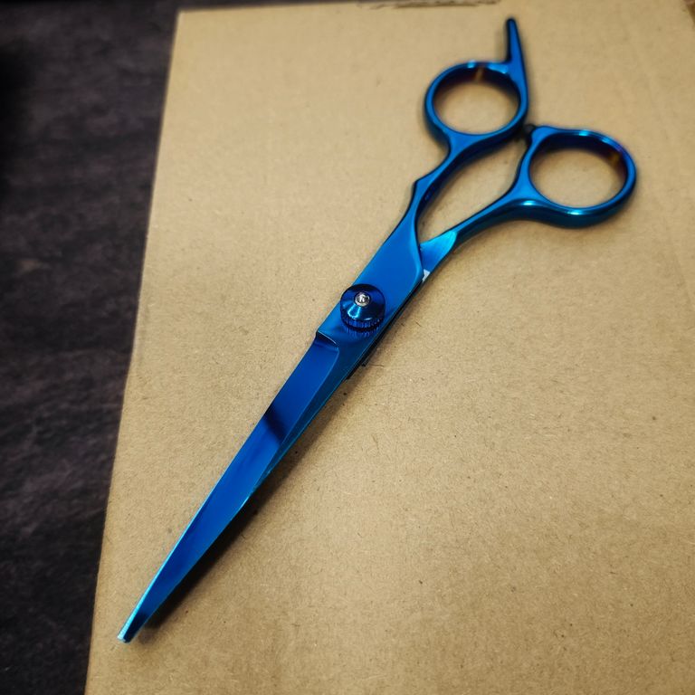 Купить Професійні перукарські ножиці 6 дюймів Б/У