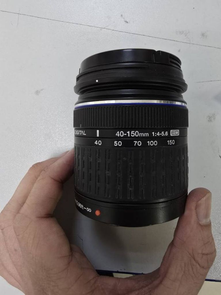 Дешиво Olympus ZUIKO DIGITAL ED 40-150mm 1:4,0-5,6 с ломбарда