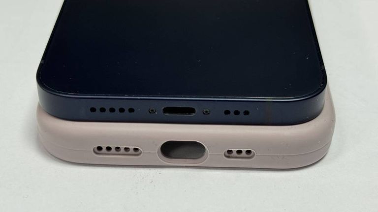 Apple iPhone 12 64GB (PRODUCT)RED Код:01-200458193. Зображення 5