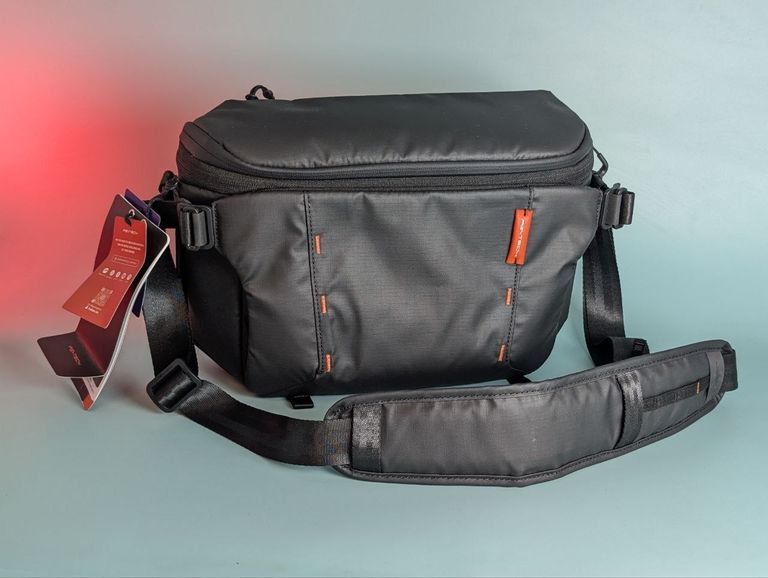Объявление Сумка для камери PGYTECH OneMo Sling 7L (чорна) Нова.  Б/У
