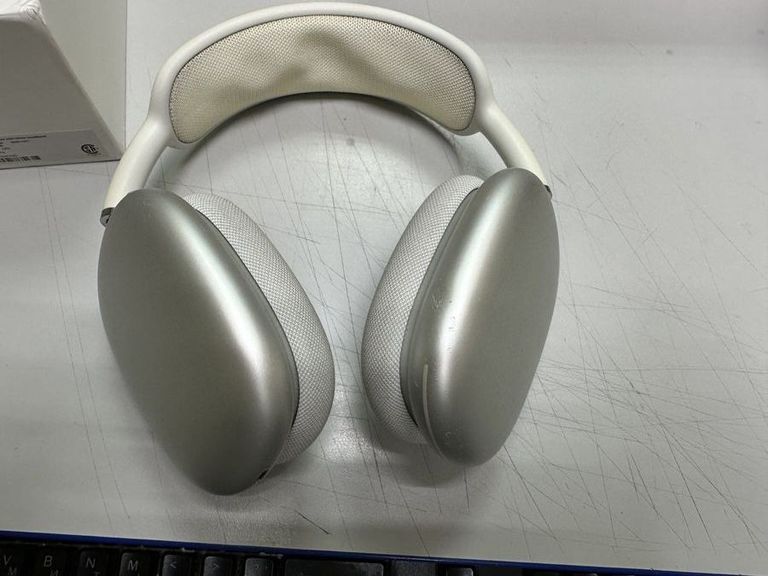 Объявление Apple airpods max Б/У