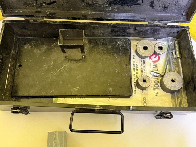 Дешиво Intertool rt-2110 + набір с ломбарда