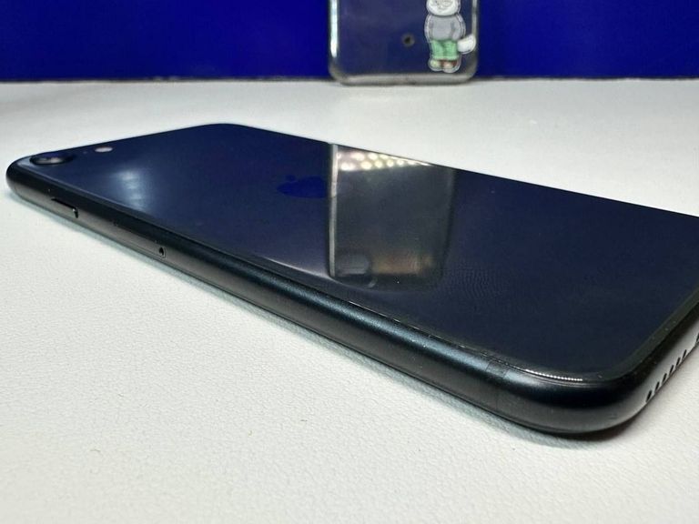 Apple iPhone SE 2020 128GB Black Slim Box (MHGT3) Код:01-200773042. Зображення 9