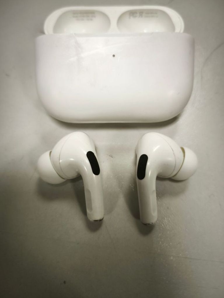 Купить Apple AirPods Pro (MWP22) Б/У