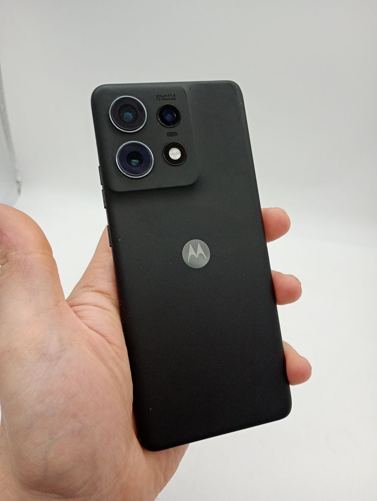 Объявление Motorola Edge 50 Pro 12/512GB Moonlight Pearl Б/У