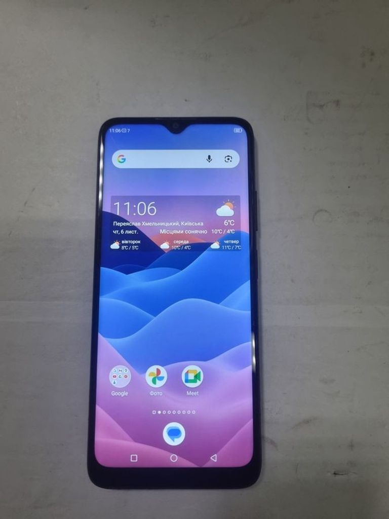 Купити ZTE Blade V30 Vita 4/128GB Blue Б/У