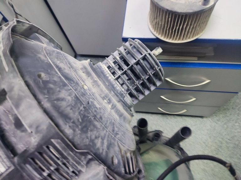 Bosch universal vac 15 Код:01-200783716. Зображення 9