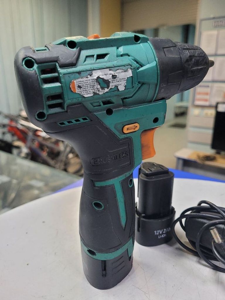 Дешиво Sturmax CDM3212BL с ломбарда