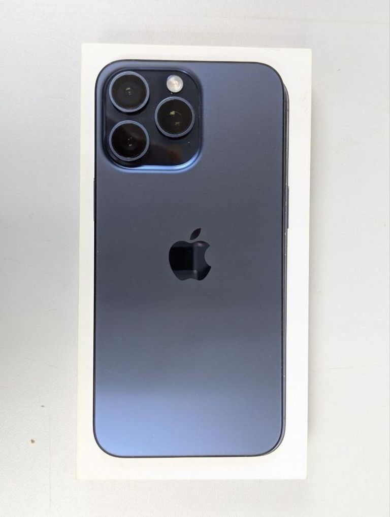 Оголошення Apple iPhone 15 Pro Max 256GB Blue Titanium (MU7A3) Б/У