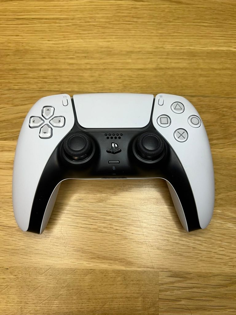 Купить Sony DualSense White (9399902) Б/У