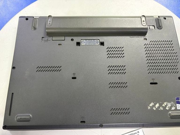 Дешиво Lenovo 14/core i5 5300u ddr3/16gb ddr3/hdd *відсутній/ssd 256 gb/*інтегрована с ломбарда