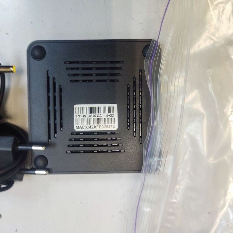 Оголошення Mbox 4/32gb Б/У