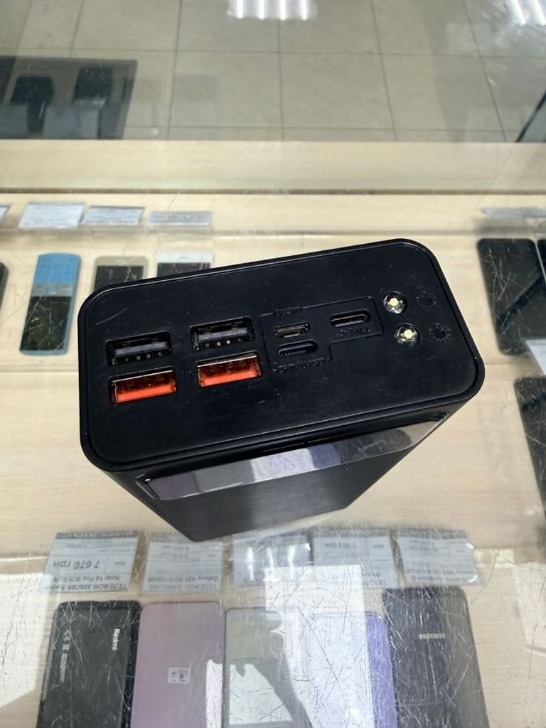 Оголошення Xo PR124 Digital Display 40000mAh Black Б/У