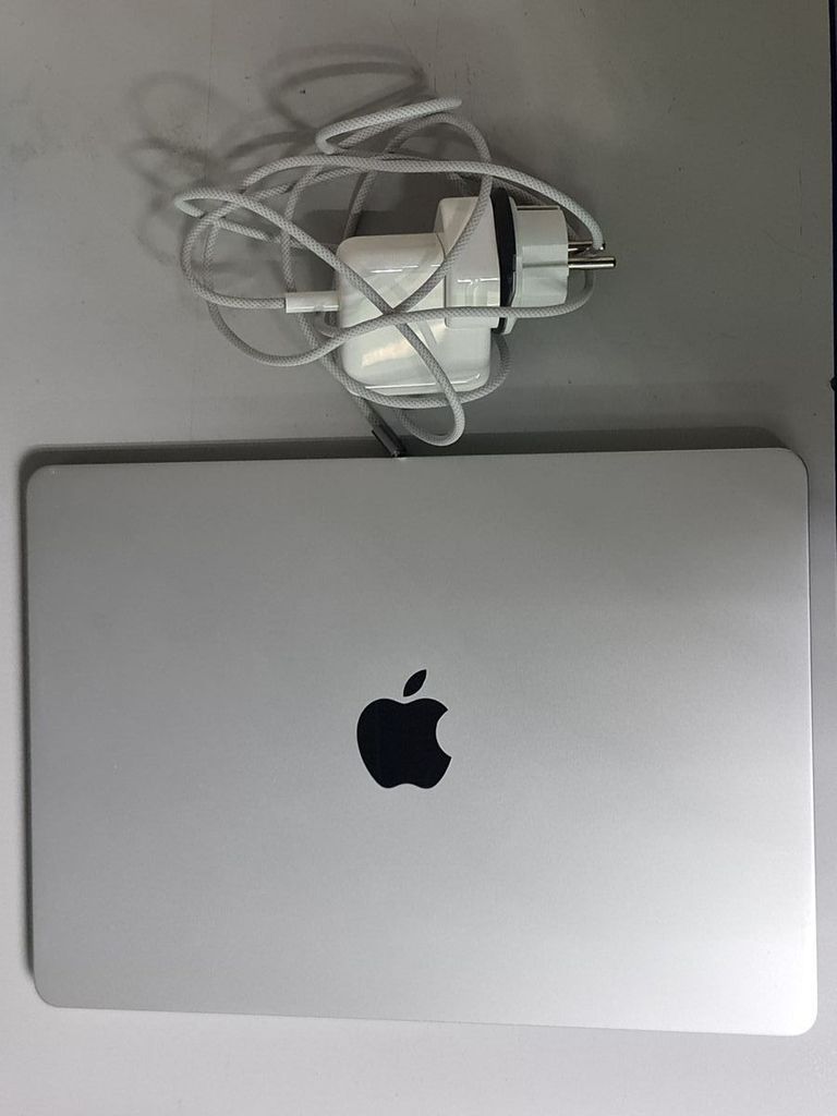 Apple macbook air 13,6" m3 2024 Код:01-200802310. Зображення 5