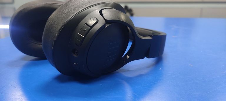 Розпродаж Jbl tune 720bt, продавець Техноскарб