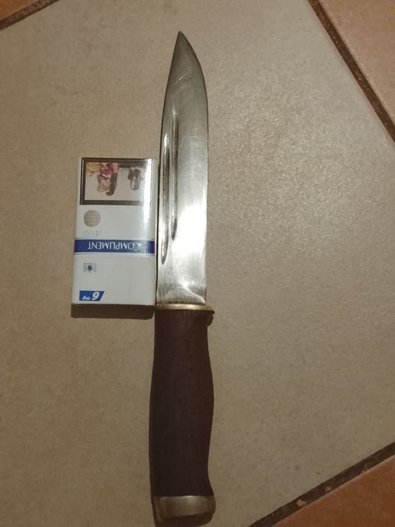 Купити Knife Б/У