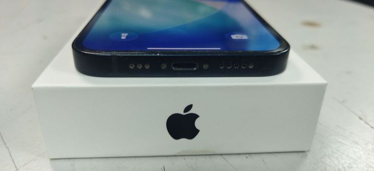 Розпродаж Apple iPhone 13 128GB Blue (MLPK3), продавець Техноскарб