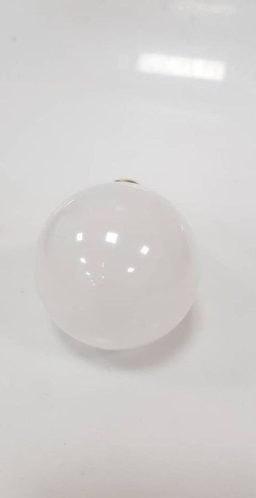 Дешиво Kwmmobile e27 с ломбарда