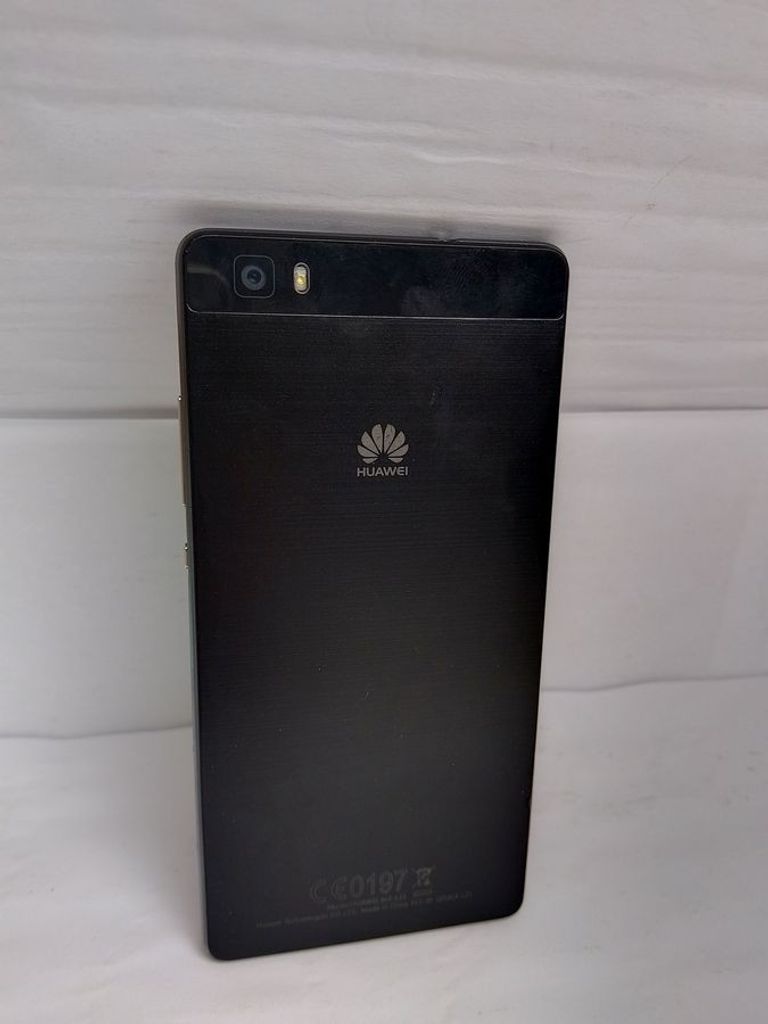 Дешиво Huawei p8 lite ascend ale-l21 2/16gb с ломбарда