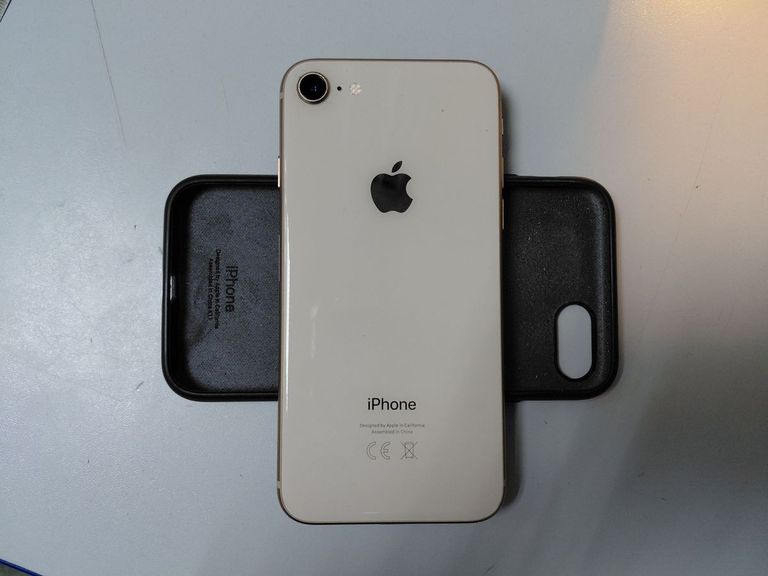 Дешиво Apple iphone 8 64gb с ломбарда