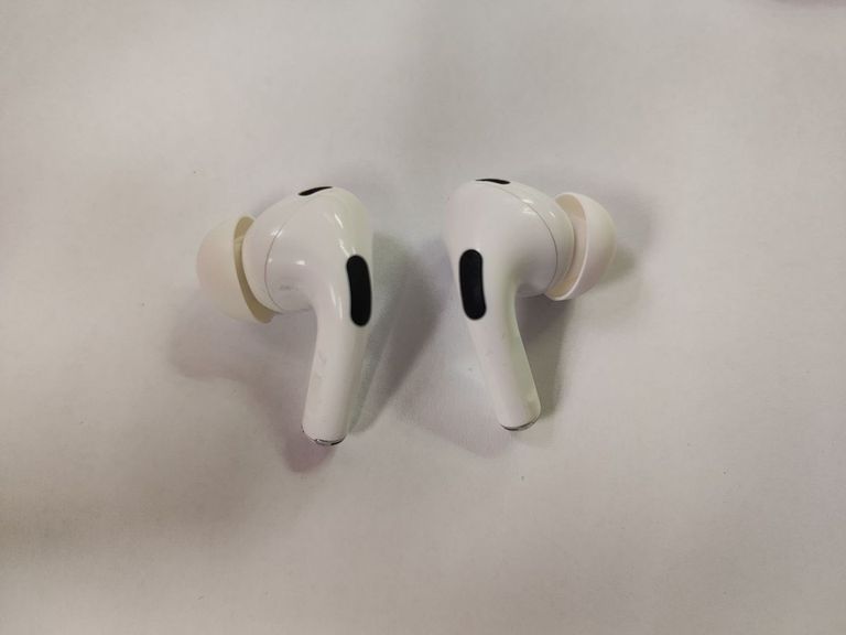 Apple airpods pro 2nd generation magsafe Код:01-200816315. Зображення 6