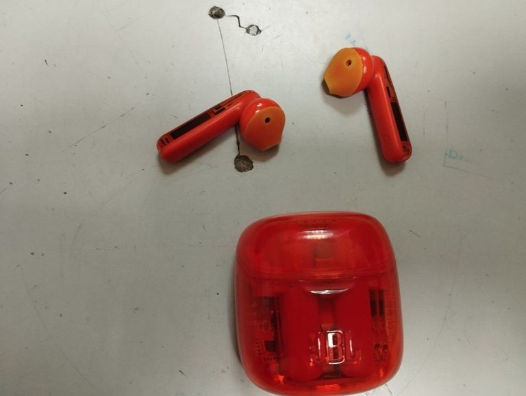 Оголошення Jbl t225tws Б/У