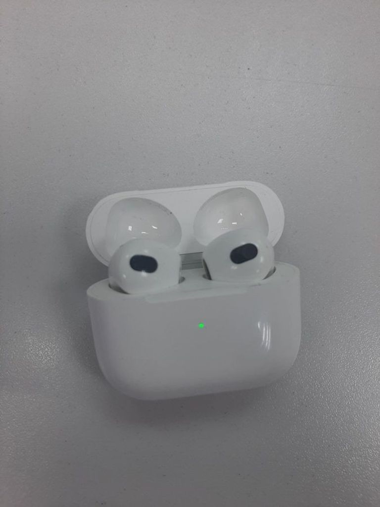 Дешево Apple airpods 3rd generation з ломбарду