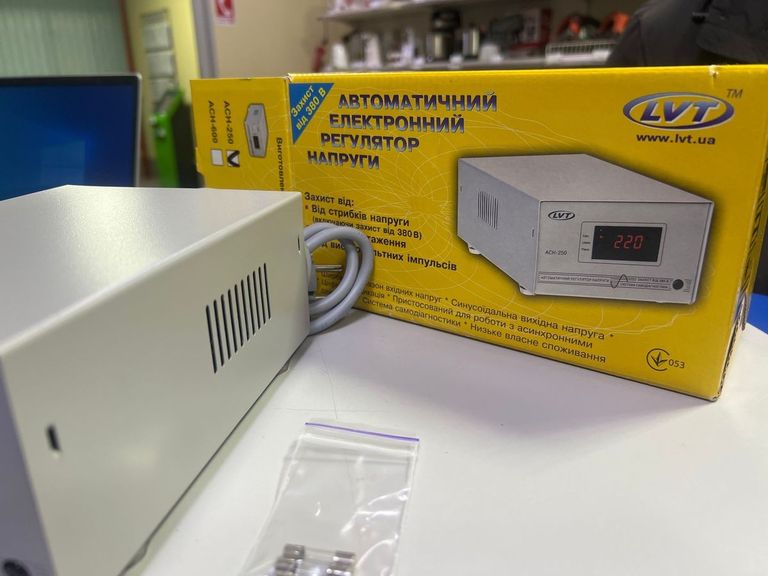 Дешево Lvt ach-250 з ломбарду