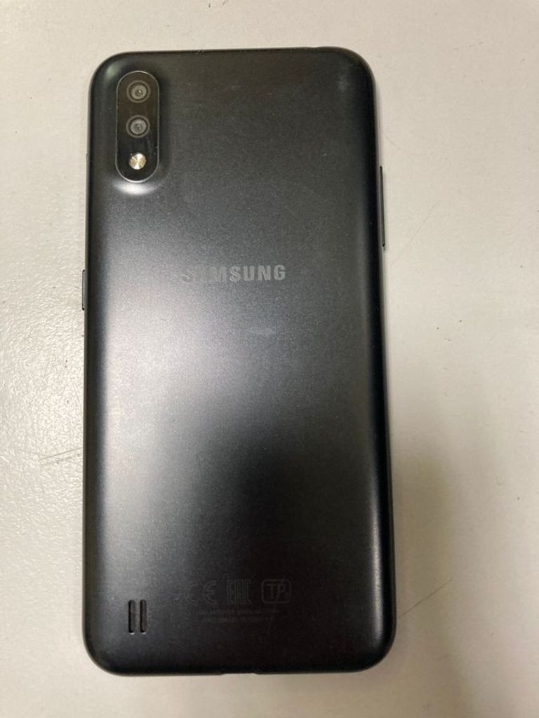 Оголошення Samsung galaxy a01 2/16gb Б/У