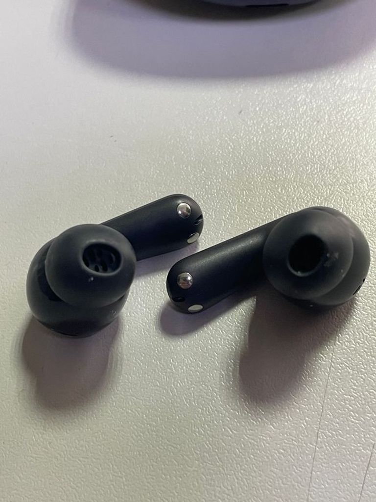 Дешево Oppo enco air4 pro з ломбарду