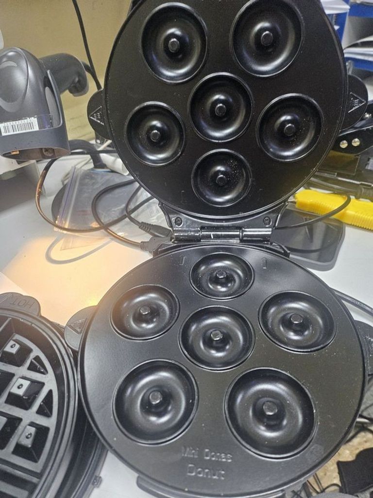 Оголошення Russell hobbs Fiesta 3-in-1 24620-56 Б/У