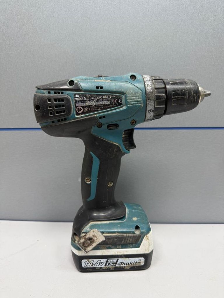 Оголошення Makita df347d 2акб 1.5ah зп Б/У