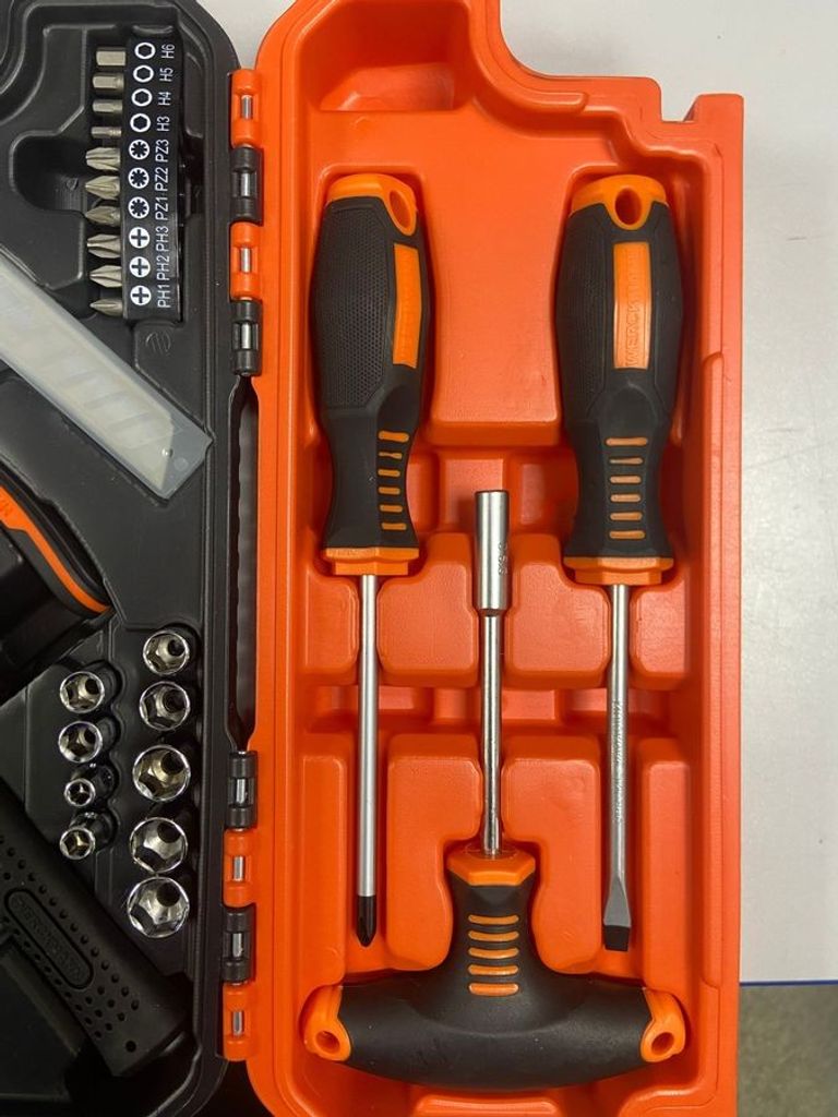 Дешиво Werckmann tool set 3015638 57 предметів с ломбарда