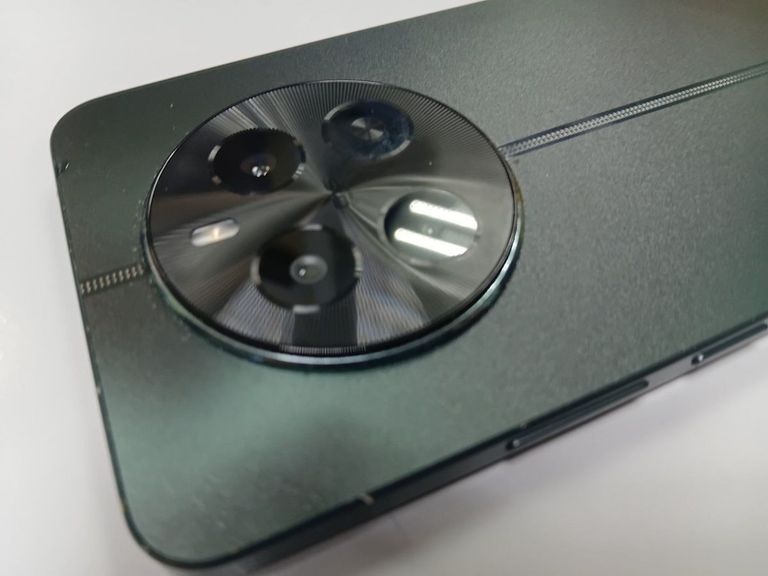 Дешево Realme 12 5g 8/256gb з ломбарду