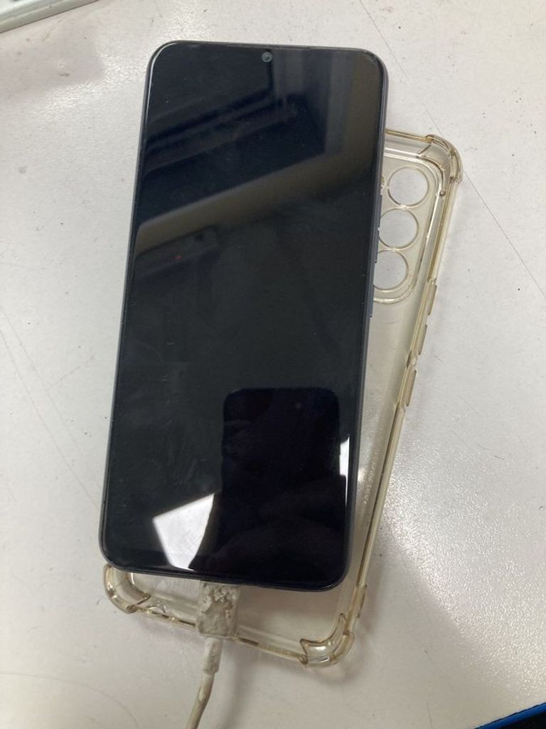 Дешево Tecno spark 8c kg5k 4/128gb з ломбарду