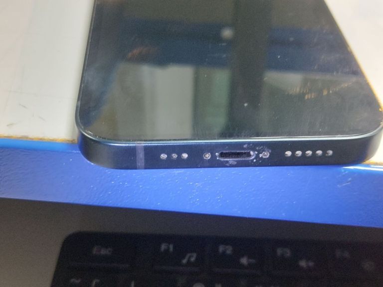 Розпродаж Apple iphone 14 128gb, продавець Техноскарб