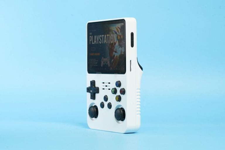 Дешево Game Console R36S linux 64 Gb White 15000 ігор Linux. з ломбарду