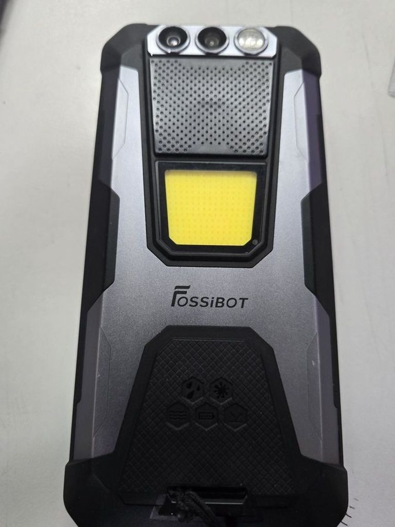 Розпродаж Fossibot f106 pro 8/256gb, продавець Техноскарб
