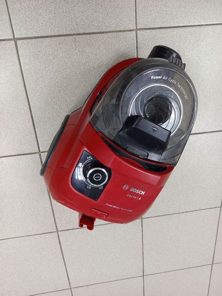 Купити Bosch Serie 4 BGC21X350 Б/У
