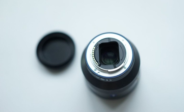 Zeiss Batis 2/25 Код:null. Изображение 6