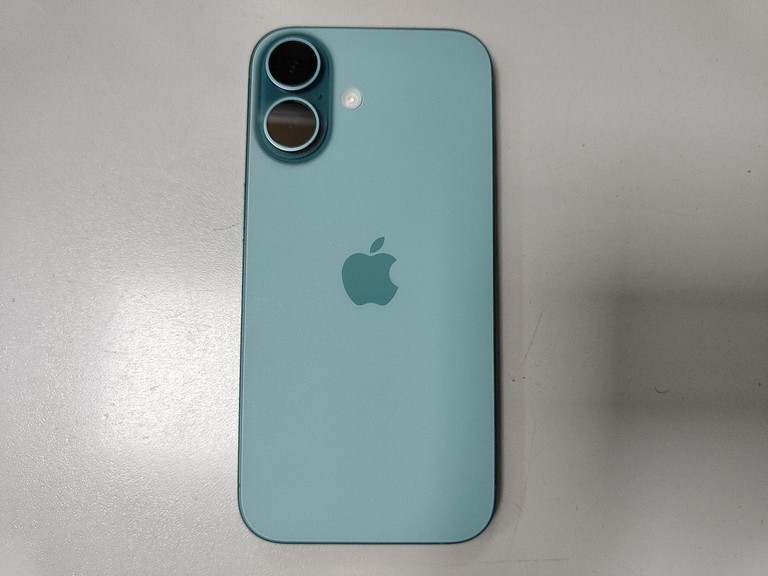 Купить Apple iphone 16 128gb Б/У