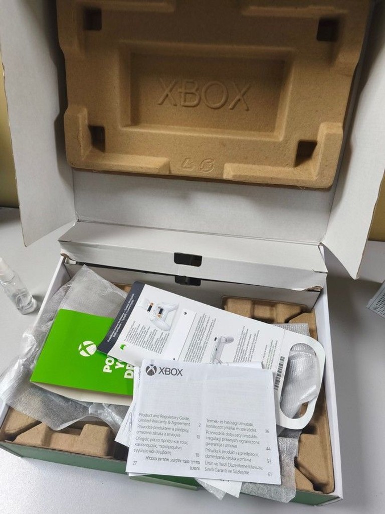 Microsoft xbox series s 512gb Код:01-200940682. Изображение 9