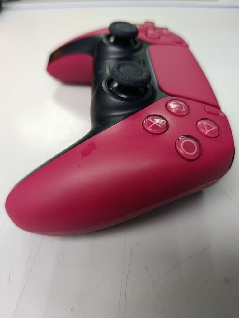 Купить Sony DualSense Black Б/У