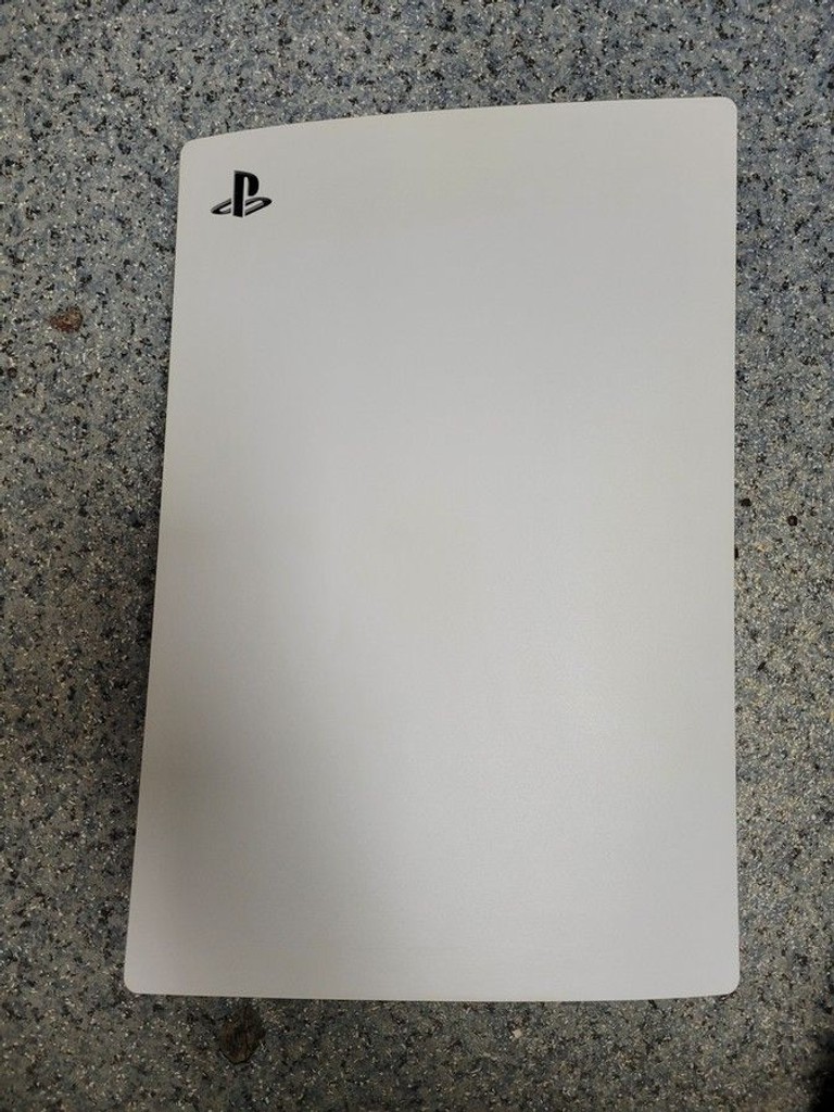 Купить Sony PlayStation 5 825GB Б/У