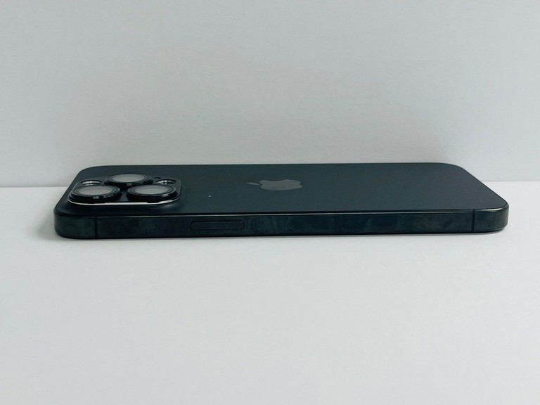 Apple iphone 15 pro max 256gb Код:01-200955358. Зображення 10