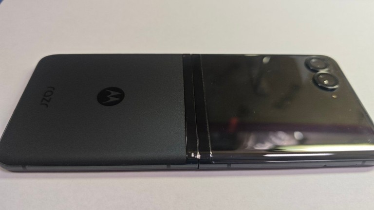 Motorola razr plus 2023 8/256gb Код:01-200968091. Изображение 11