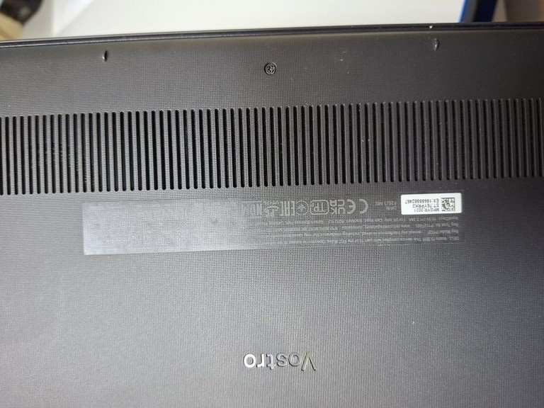 Распродажа Dell 15/ryzen 3 3250u ddr4/8gb ddr2/hdd *відсутній/ssd 256 gb/*інтегрована, продавец Техноскарб