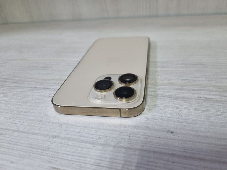 Apple iphone 14 pro 256gb Код:01-200924030. Зображення 10